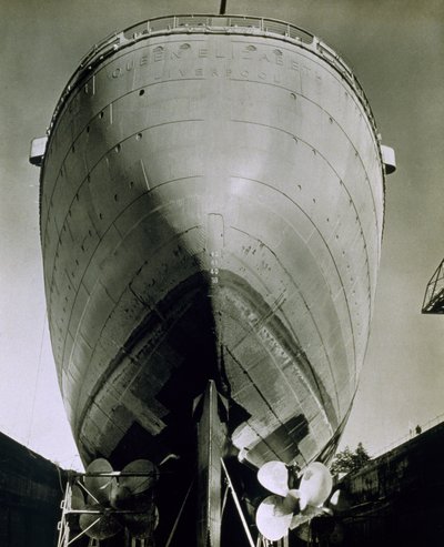 Vista della RMS Queen Elizabeth, 1942 da English Photographer